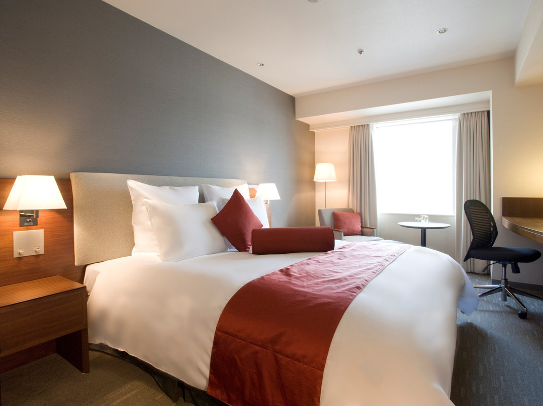 广岛全日空皇冠假日酒店主图