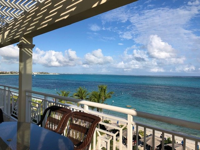 风之歌度假酒店主图