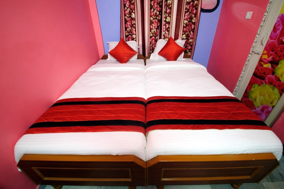 OYO 8079 Mukundapur主图