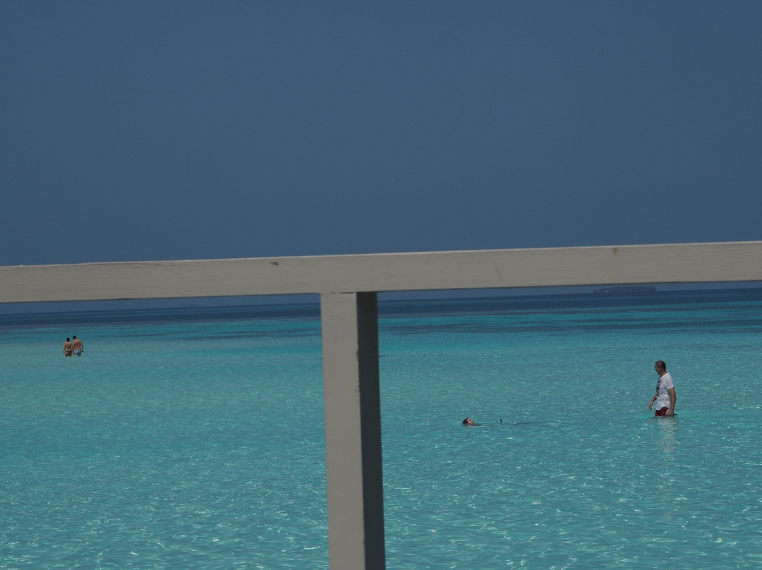 德瑞福特塞路维里加休闲酒店主图