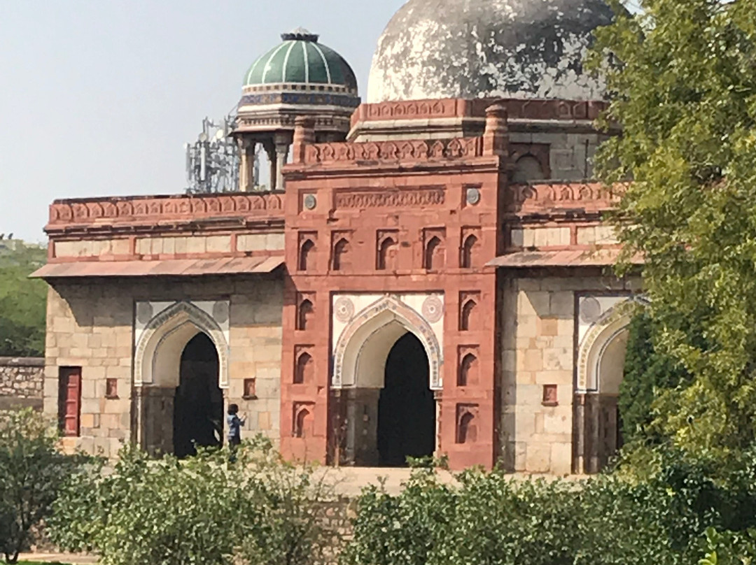Isa khan's Mosque景点图片