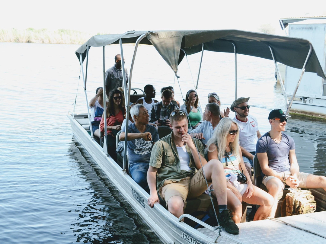 BUSH WILDERNESS SAFARIS-李文斯顿必去景点