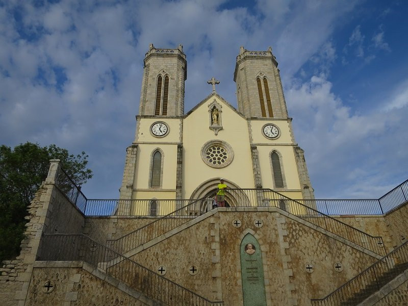 Cathedrale St Joseph de Noumea景点图片