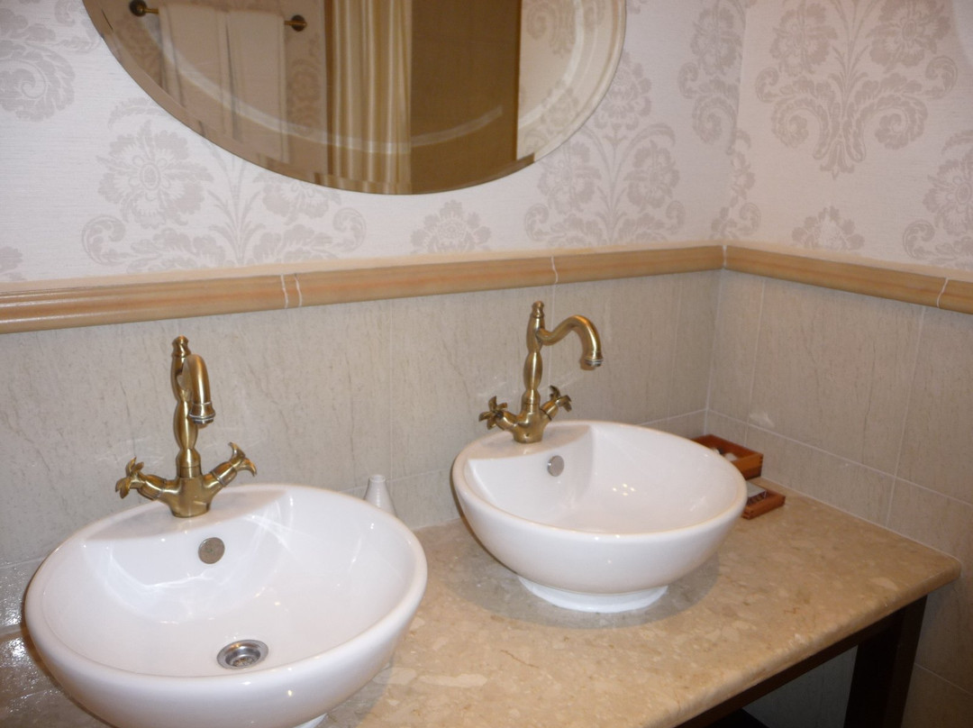 The Cliff Beach主图