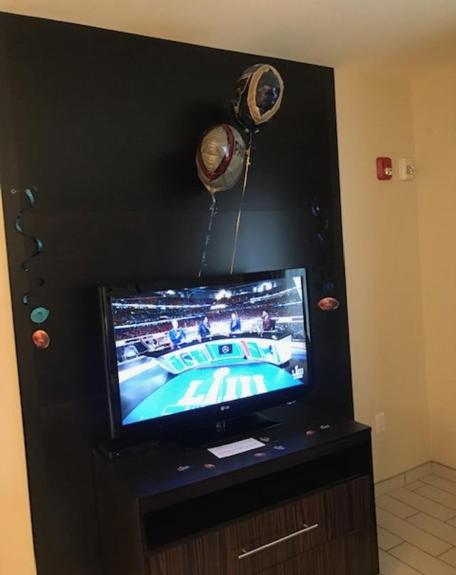 Prairie Meadows Hotel主图