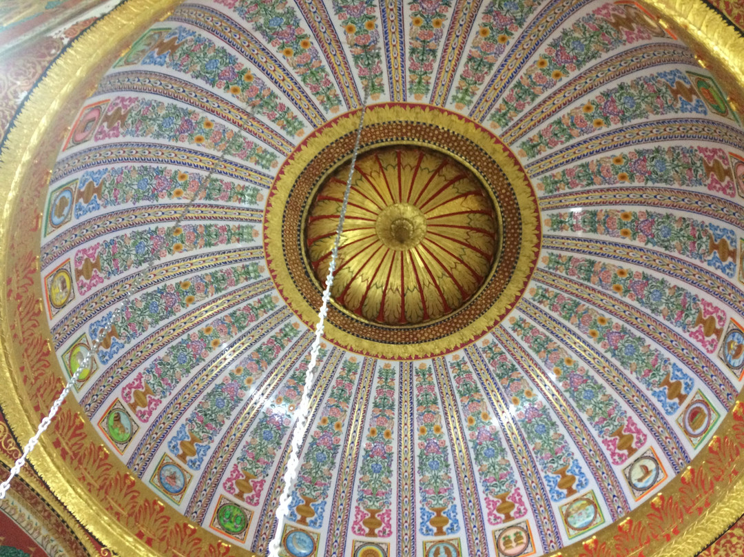 Parasnath Jain Temple景点图片