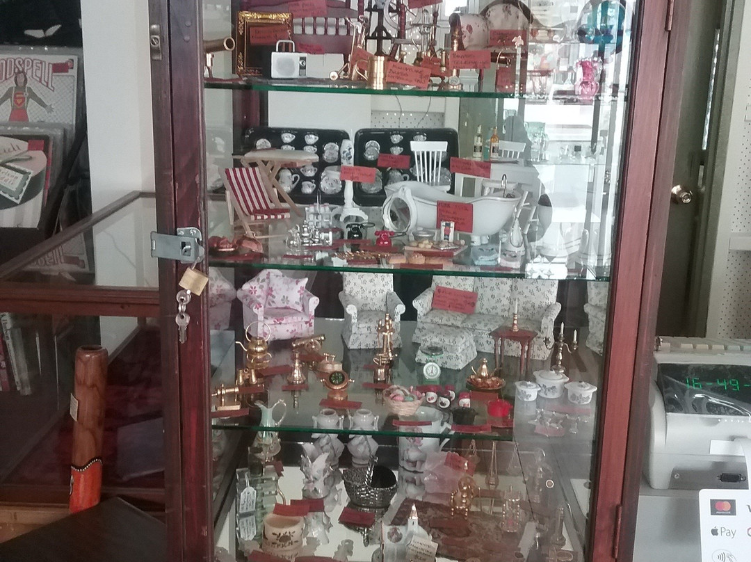 Toora Fancy Goods & Old Relics-Toora必去景点