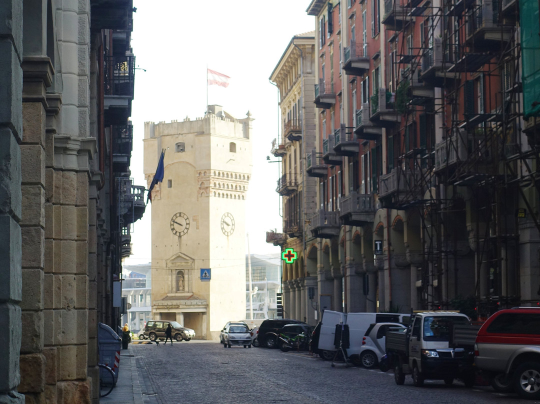 Torre Leon Pancaldo-萨沃纳必去景点