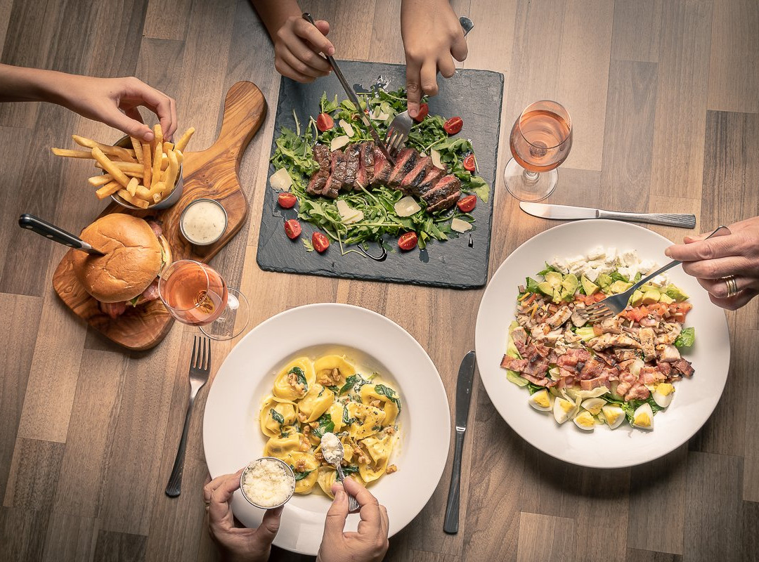 Dive In Cafe & Grill