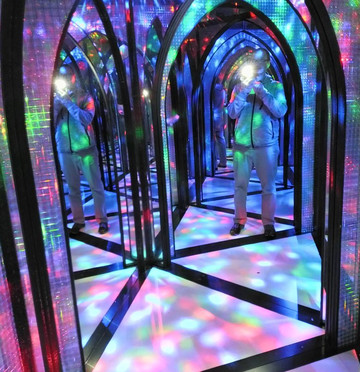 Ultimate Mirror Maze-圣安东尼奥市必去景点