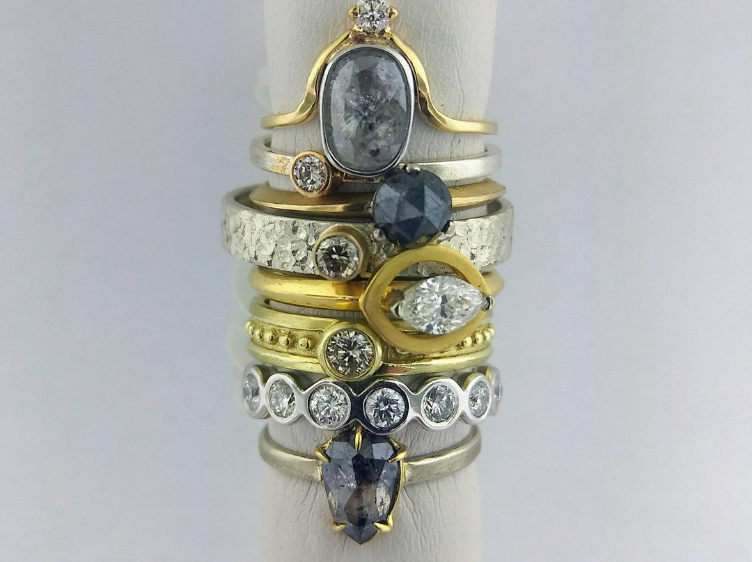 Spencer & Kuehn Fine Jewelry Studio-摩根敦必去景点