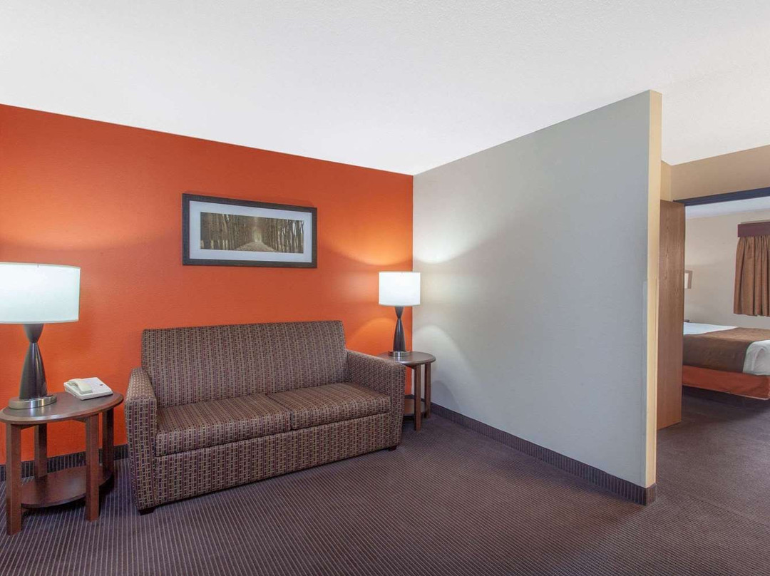 AmericInn by Wyndham St. Cloud主图