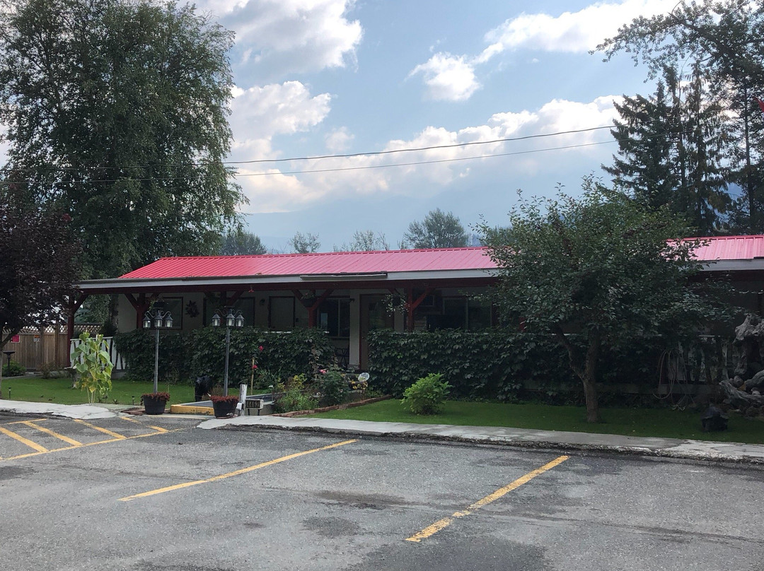 山河汽车旅馆主图