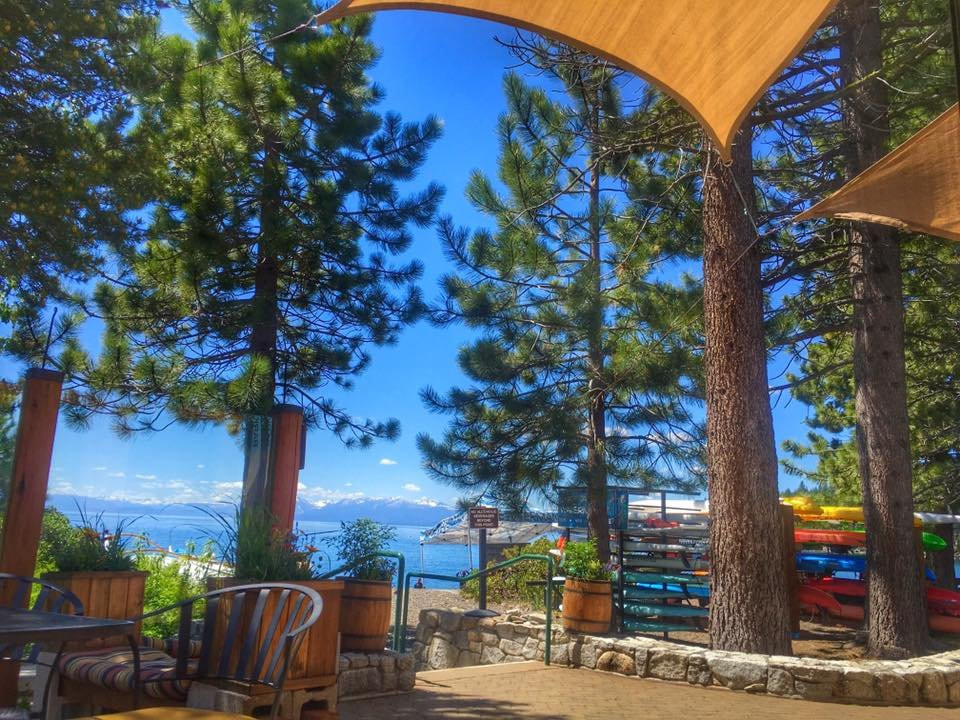 Carnelian Bay餐馆和美食-Watermans Cafe - Watermans Landing