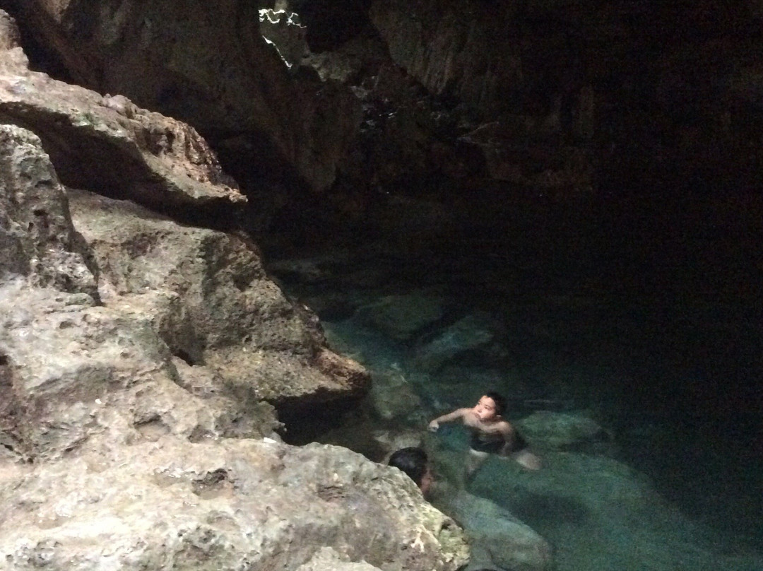 Kaligoon Cave Pool景点图片