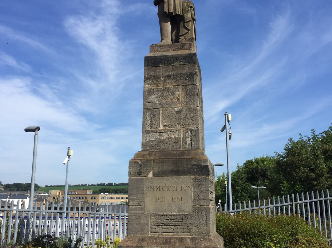 D.M.M. Crichton Statue-库珀必去景点