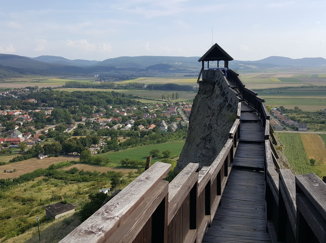 Castle of Boldogko景点图片