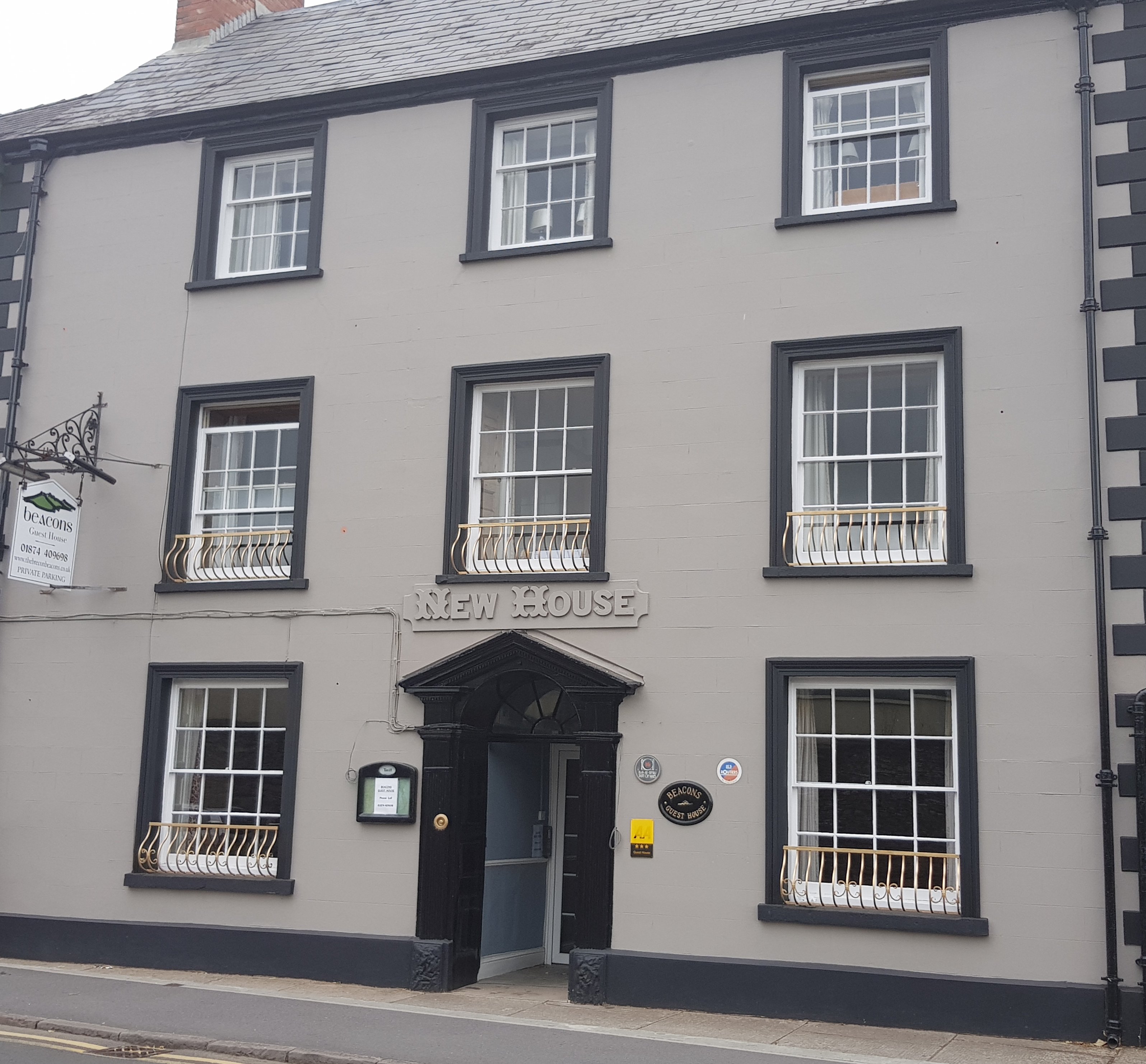 Beacons Guest House-官方