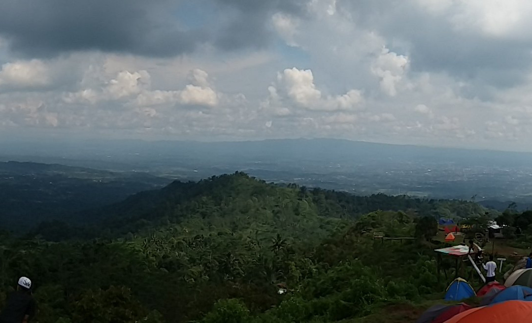 Bukit Tranggulasih景点图片