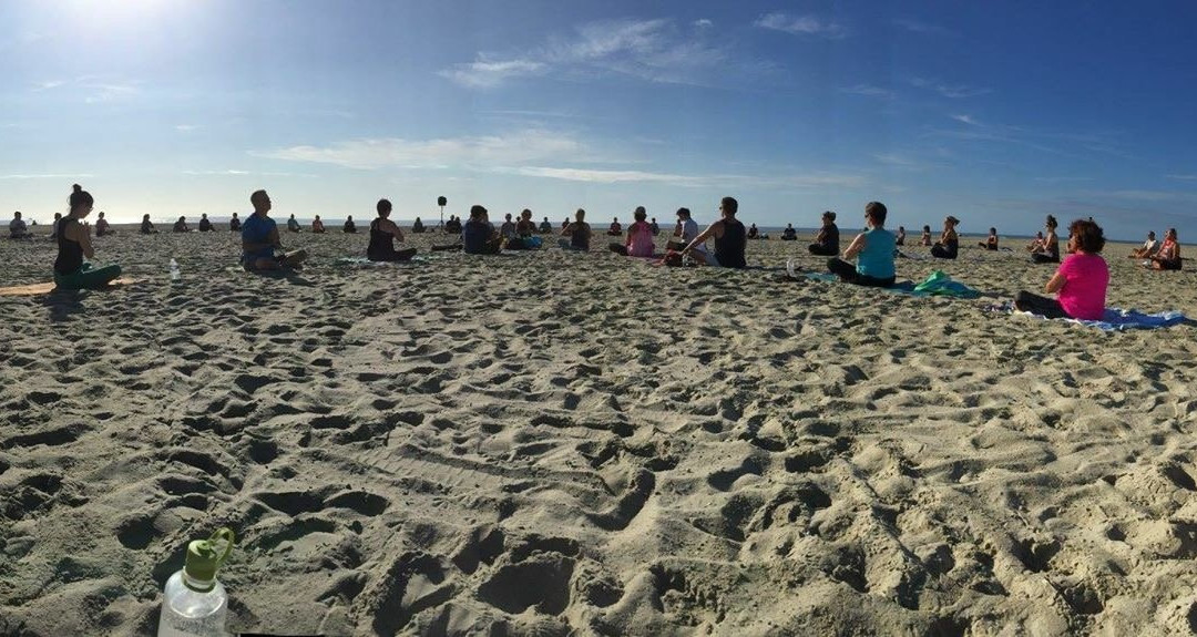 NJ Beach Yoga景点图片