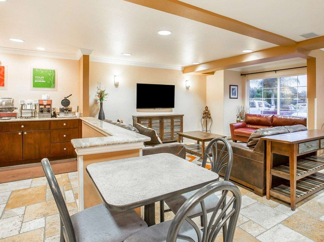 Comfort Inn & Suites Salinas主图