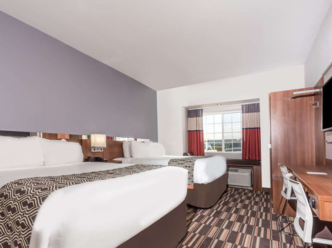 斯威特沃特温德姆麦客达套房酒店主图