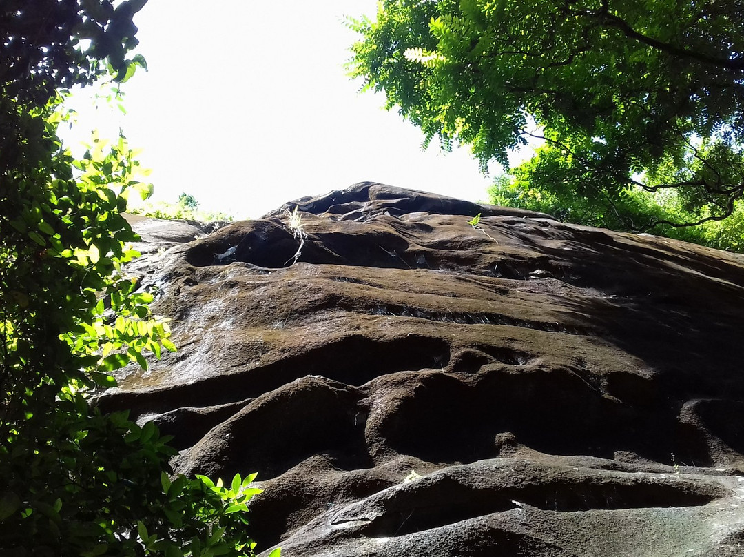 Hang Da Duc Me-昆山岛必去景点