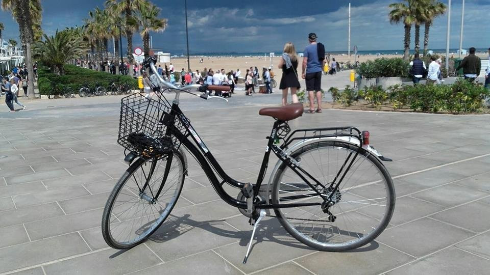 Monzo Bikes景点图片