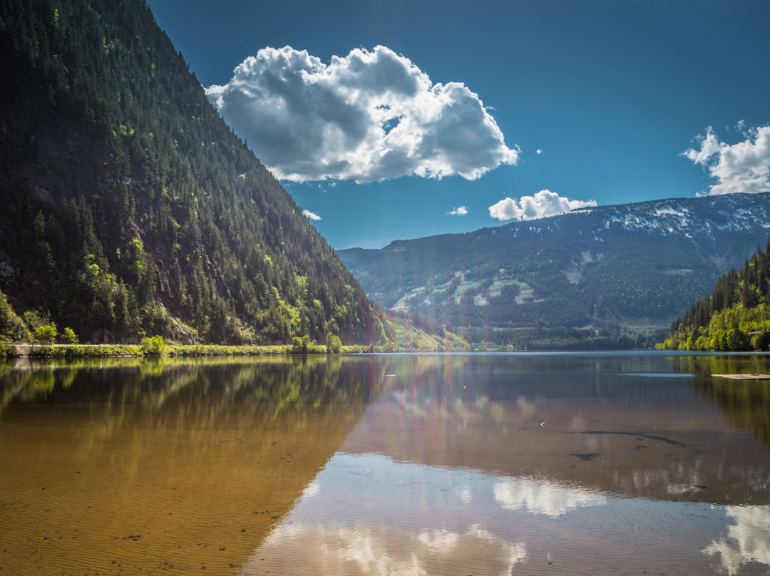 Three Valley Lake Chateau & Ghost Town主图