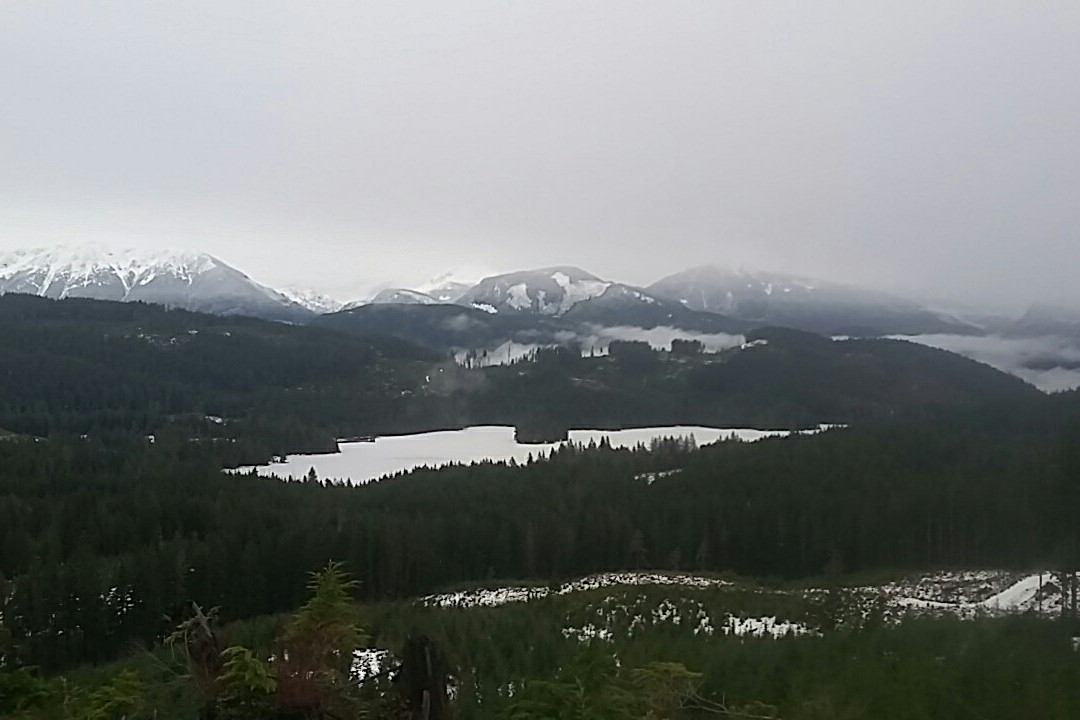 Sunshine Coast Shuttle-鲍威尔里弗必去景点