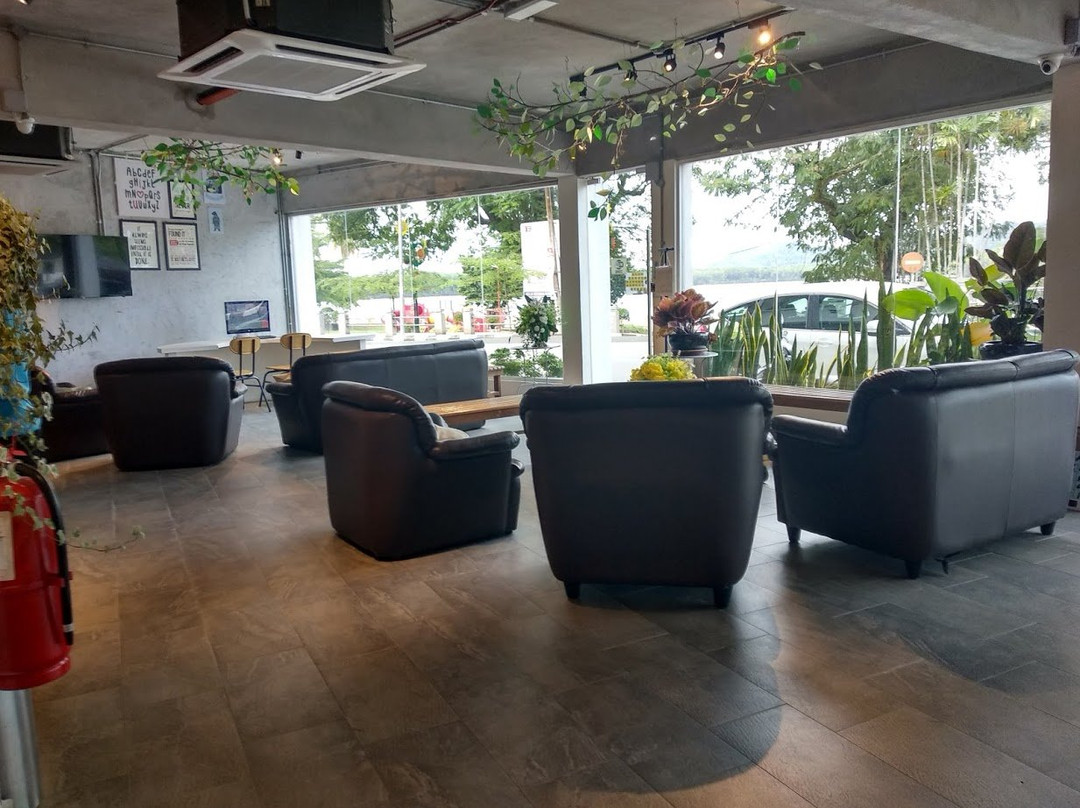 Riverine Garden Hotel主图