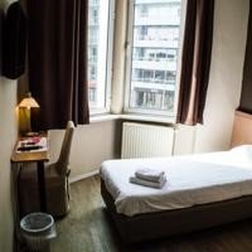 布兰肯贝赫市中心超值住宿酒店