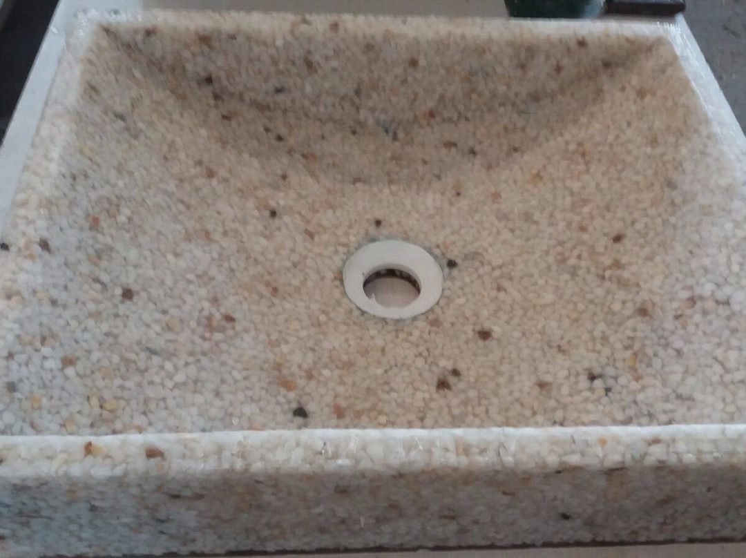 Piedra Color Granada景点图片
