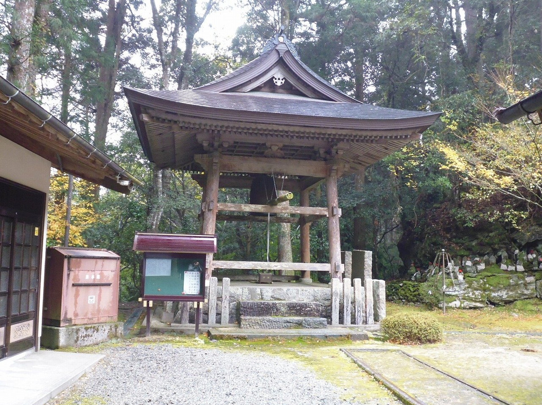 Burakuji Temple景点图片