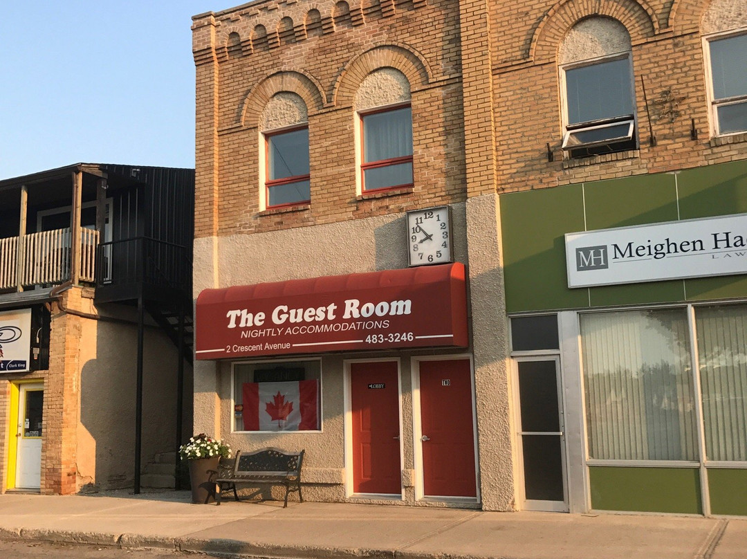 The Guest Room主图