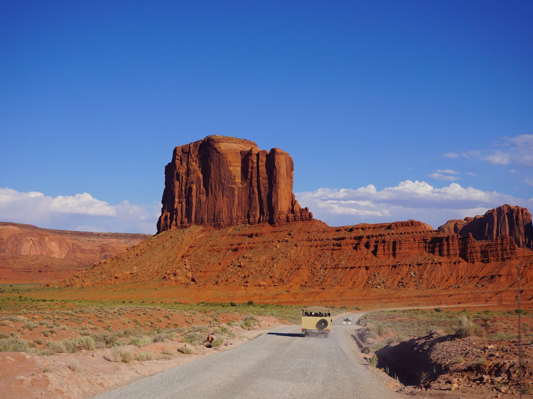 Homeland Tours-纪念碑公园必去景点