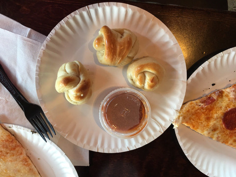 Short Pump餐馆和美食-Two Guys Pizza