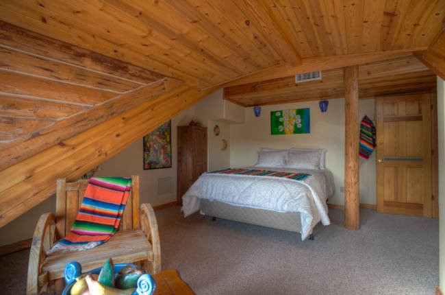 Watson Lake Inn主图