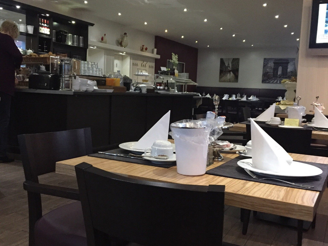 Art Hotel Monopol主图