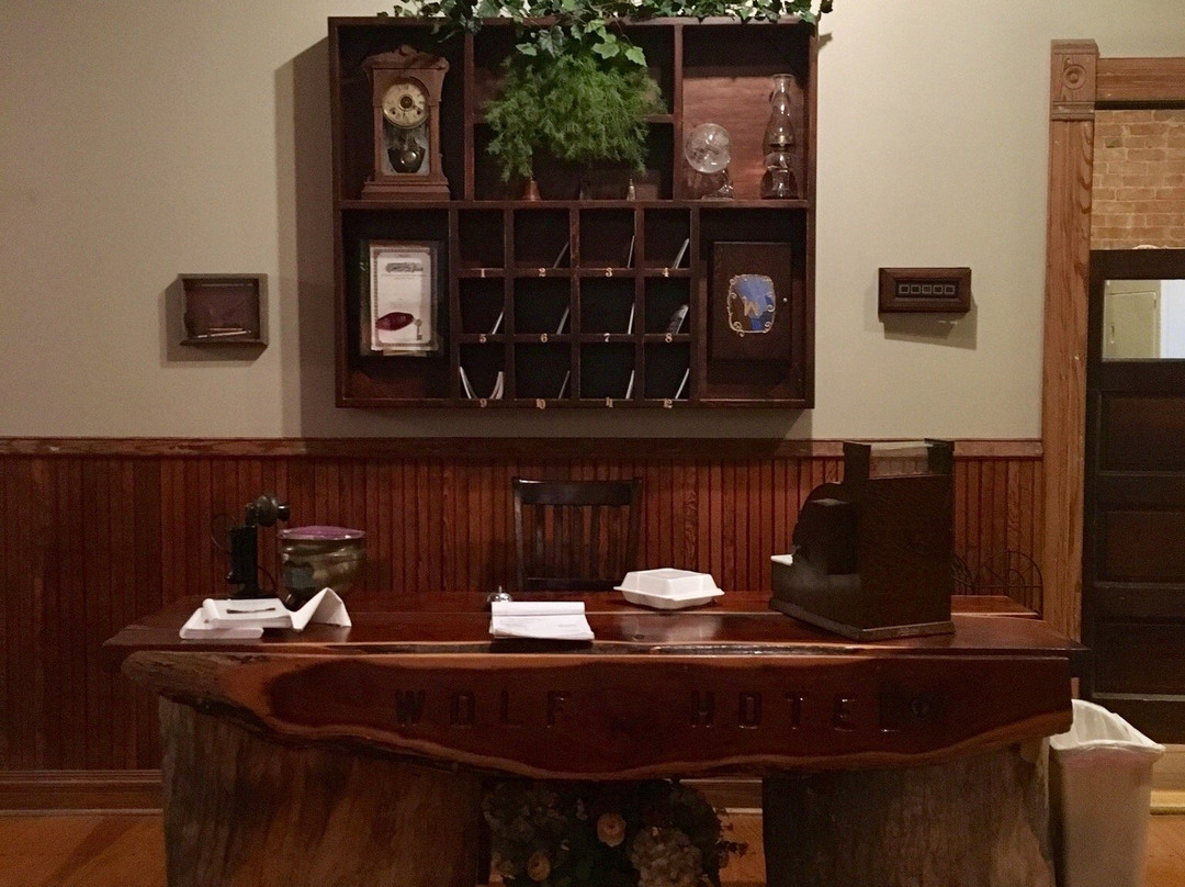 The Historic Wolf Hotel-Ellinwood必去景点