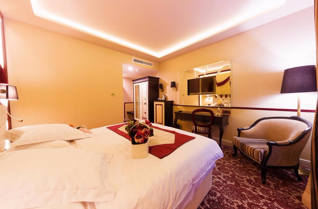 Domeniile Martinutzi - Hotel-官方
