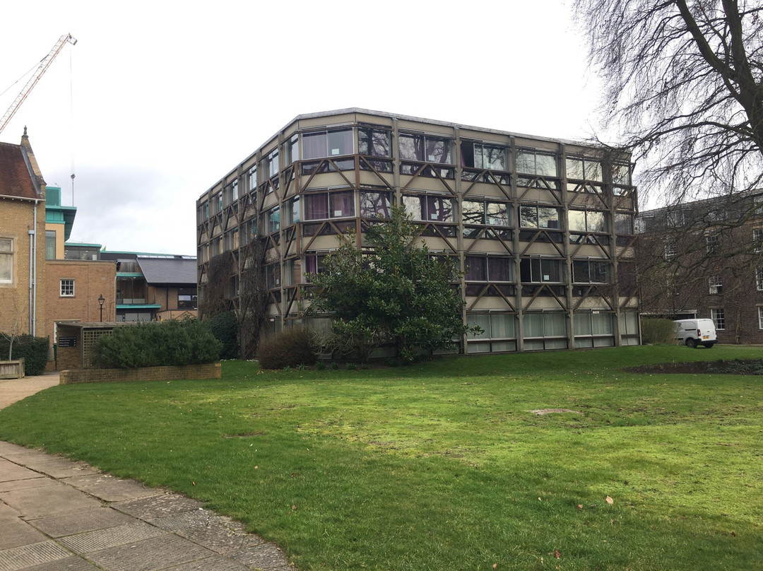 St. Hilda's College景点图片