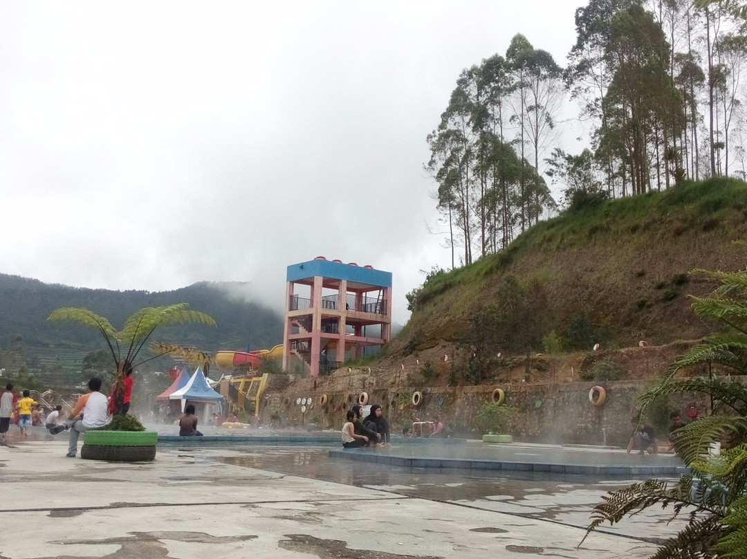 D'Qiano Hot Spring Waterpark景点图片