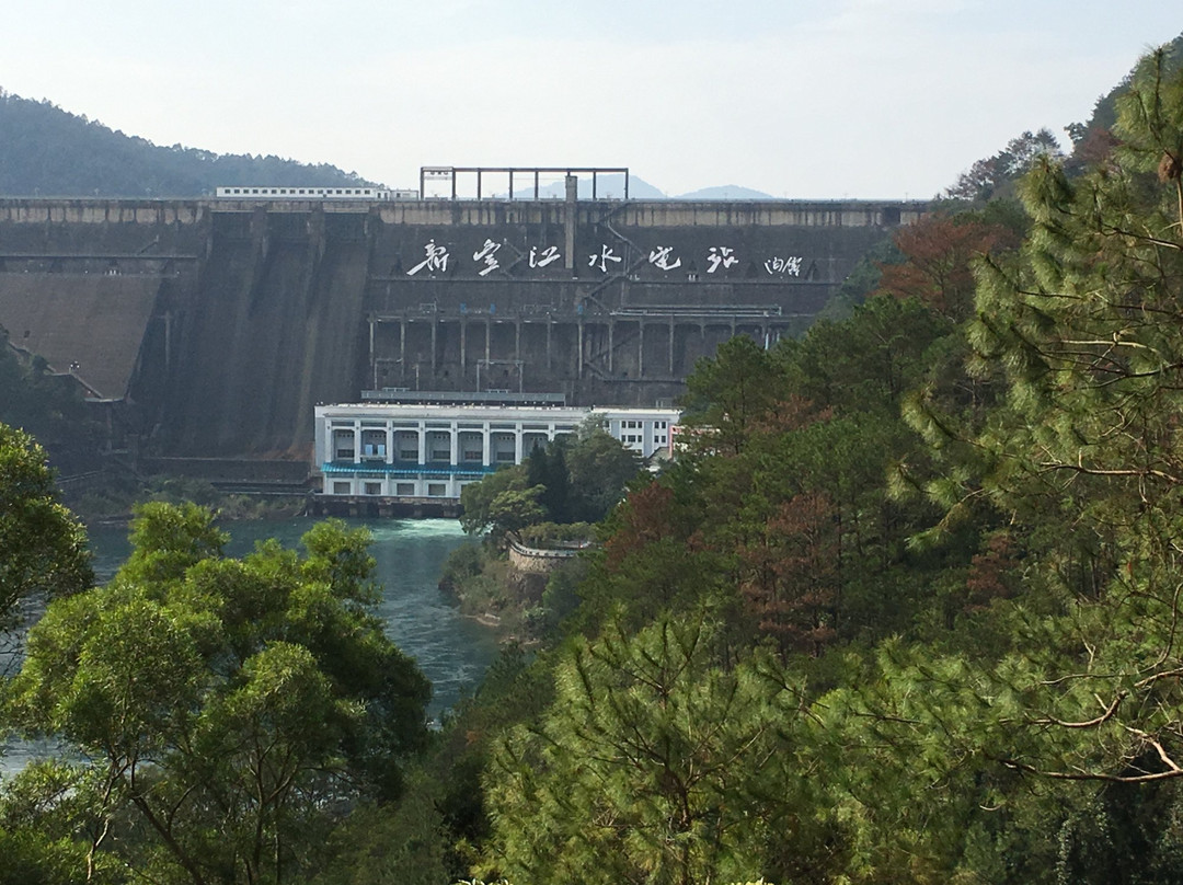 河源新丰江水库大坝-河源市必去景点