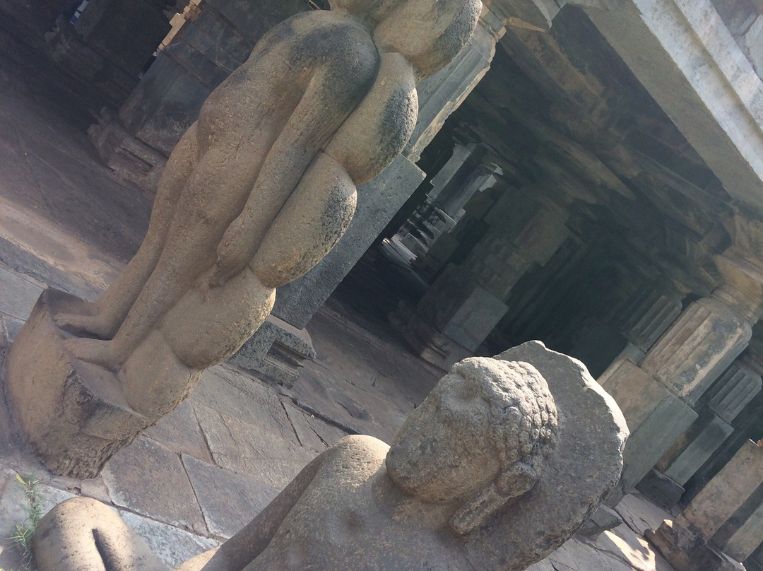 Kadambeshwar Temple景点图片