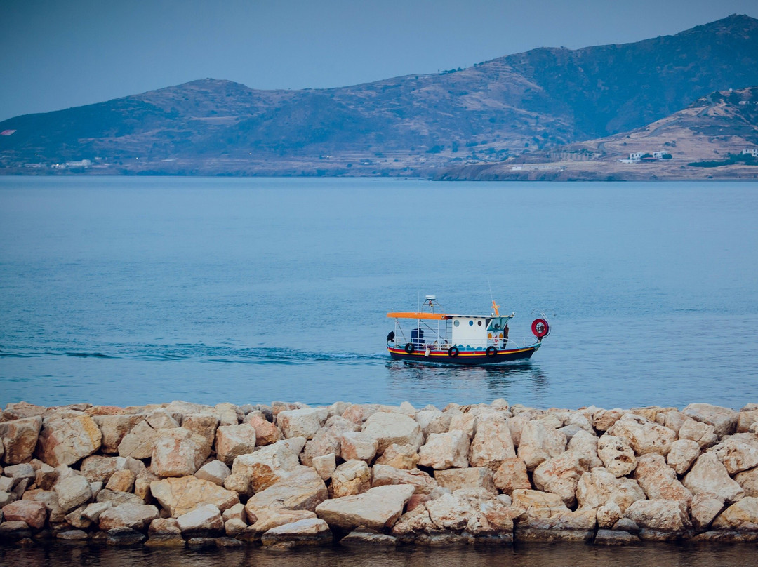 Tpoulorotsos Beach-Pomos必去景点