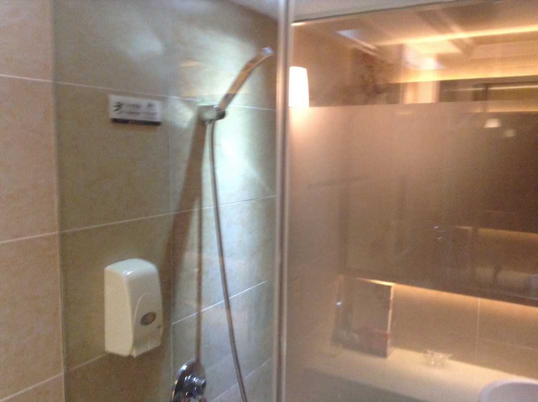 香溢紫荆花大酒店主图