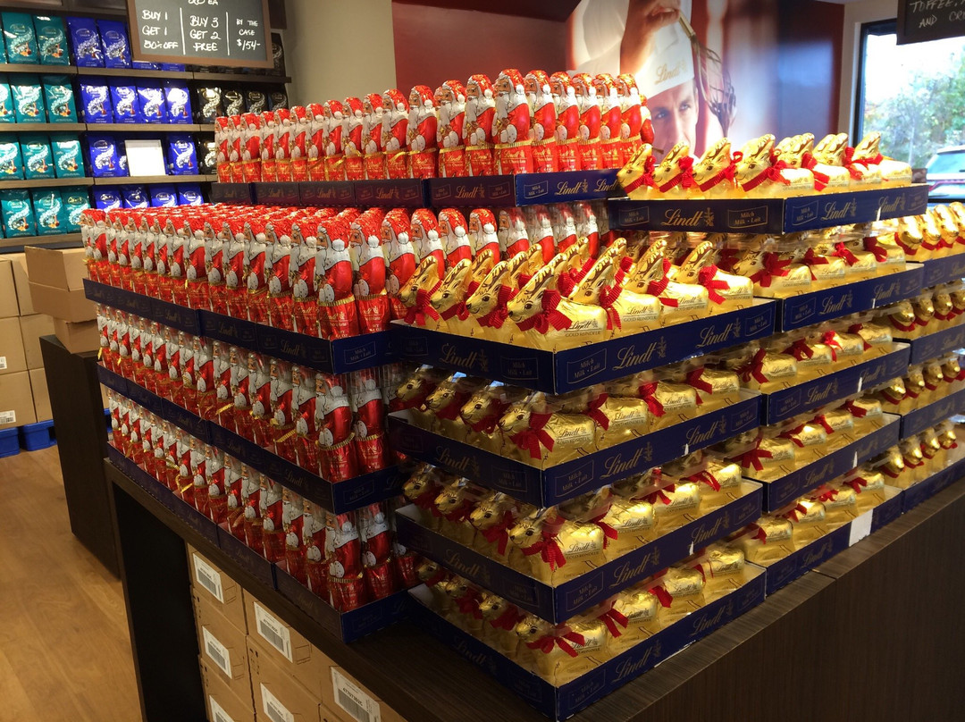 Lindt Chocolate Shop-Stratham必去景点