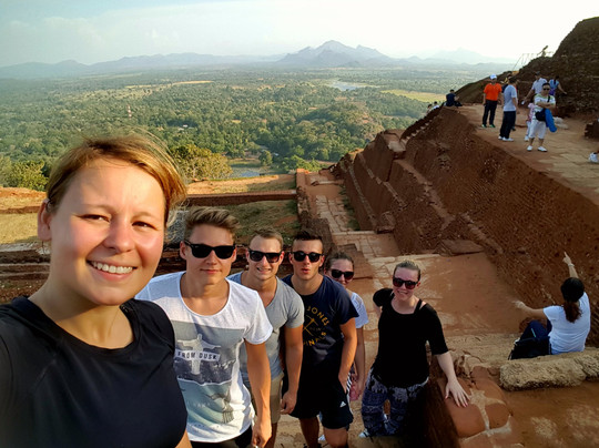 Bobby Travels-尼甘布必去景点