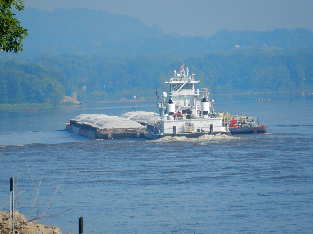 Lock and Dam No. 10景点图片